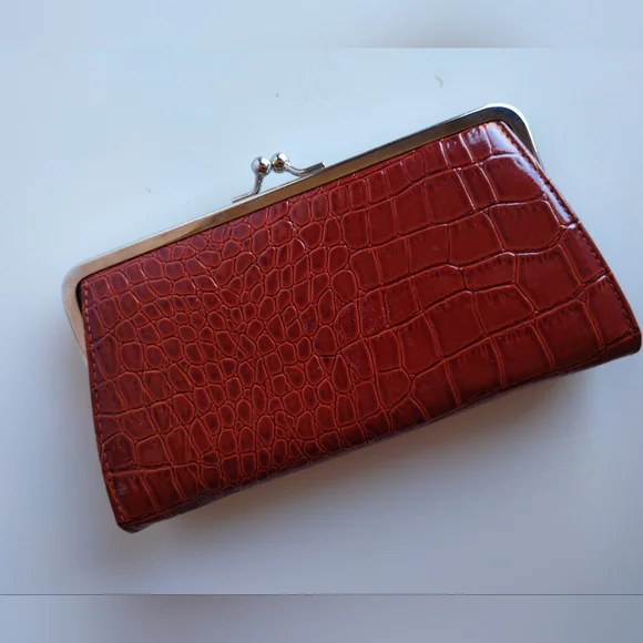 Wallet - Picture 2 of 3